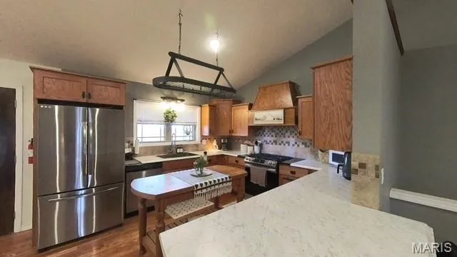 $399,900 | 1278 Fox Cir Drive, Mountain View, MO 65548