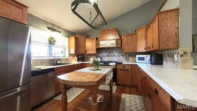 $399,900 | 1278 Fox Cir Drive, Mountain View, MO 65548