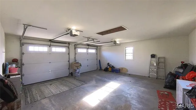 $399,900 | 1278 Fox Cir Drive, Mountain View, MO 65548