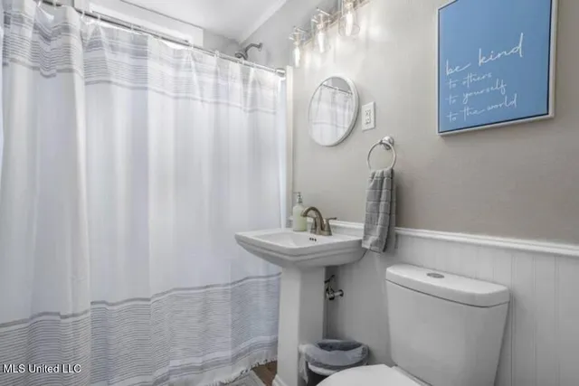 $2,100 | 1807 Curcor Drive, Gulfport, MS 39507