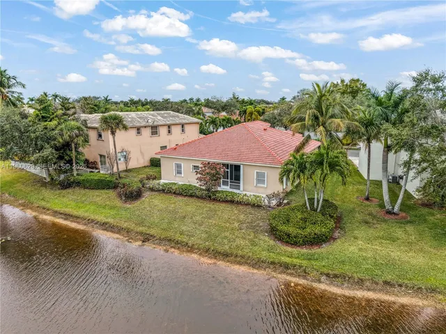 $835,000 | 17036 Northwest 15th Street, Pembroke Pines, FL 33028