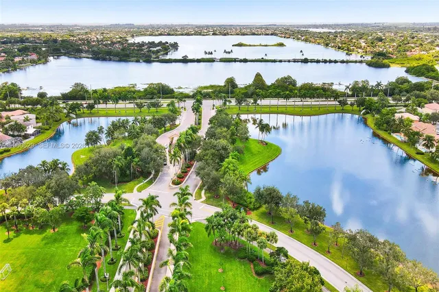 $835,000 | 17036 Northwest 15th Street, Pembroke Pines, FL 33028