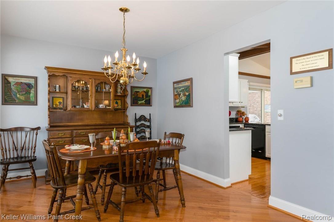 282 Rose Brier Drive Rochester, MI 48309 - Photo 6 of 43 Dining Room into Kitchen
