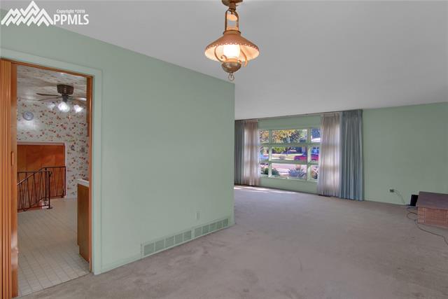 720 Castle Road Colorado Springs, CO 80904 - Photo 9 of 35 Gallery Image 9