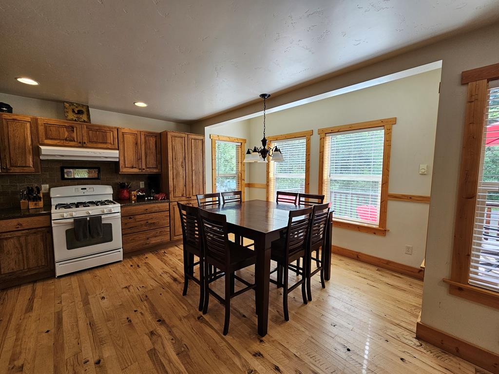 1719 Crescent Drive McCall, ID 83638 - Photo 12 of 36