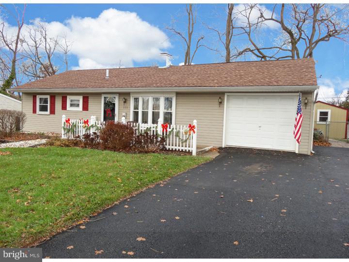 333 Chelsea Road Fairless Hills, PA 19030 - Photo 2 of 18 Exterior Front