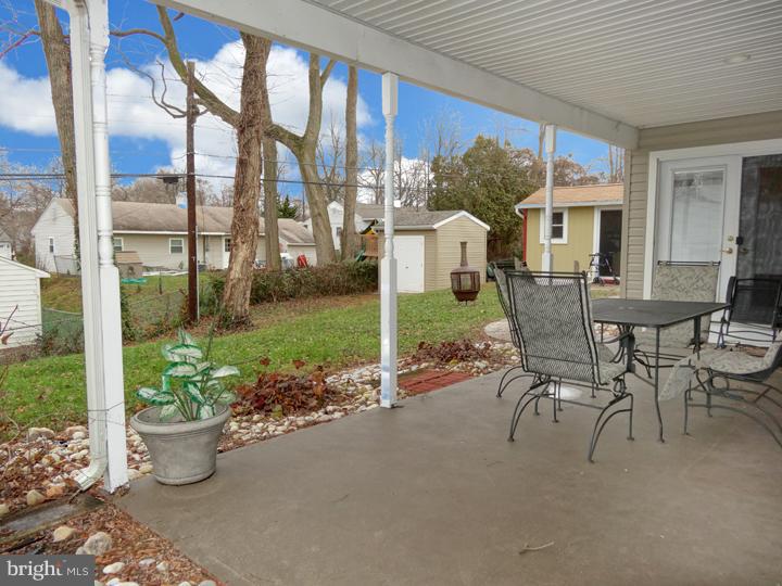 333 Chelsea Road Fairless Hills, PA 19030 - Photo 15 of 18 Patio