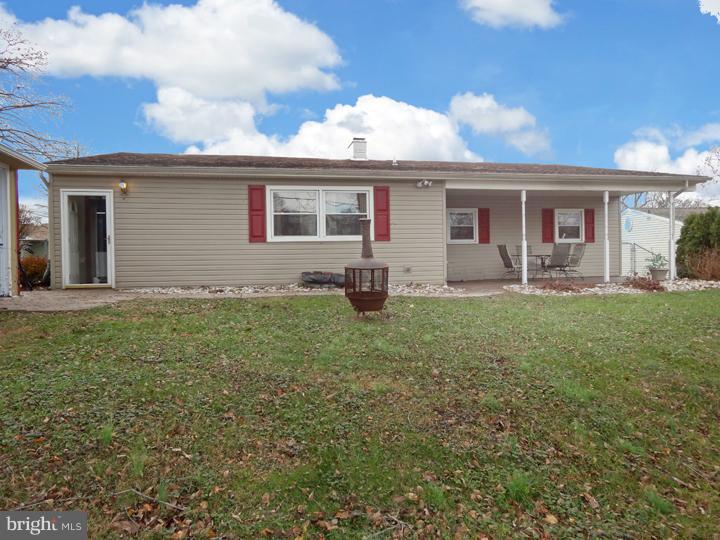 333 Chelsea Road Fairless Hills, PA 19030 - Photo 16 of 18 Exterior Back