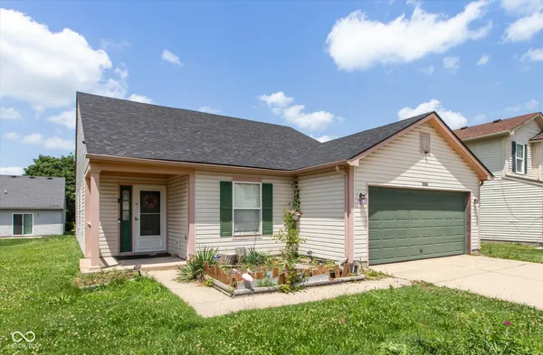$1,800 | 7136 Pluto Drive, Indianapolis, IN 46241