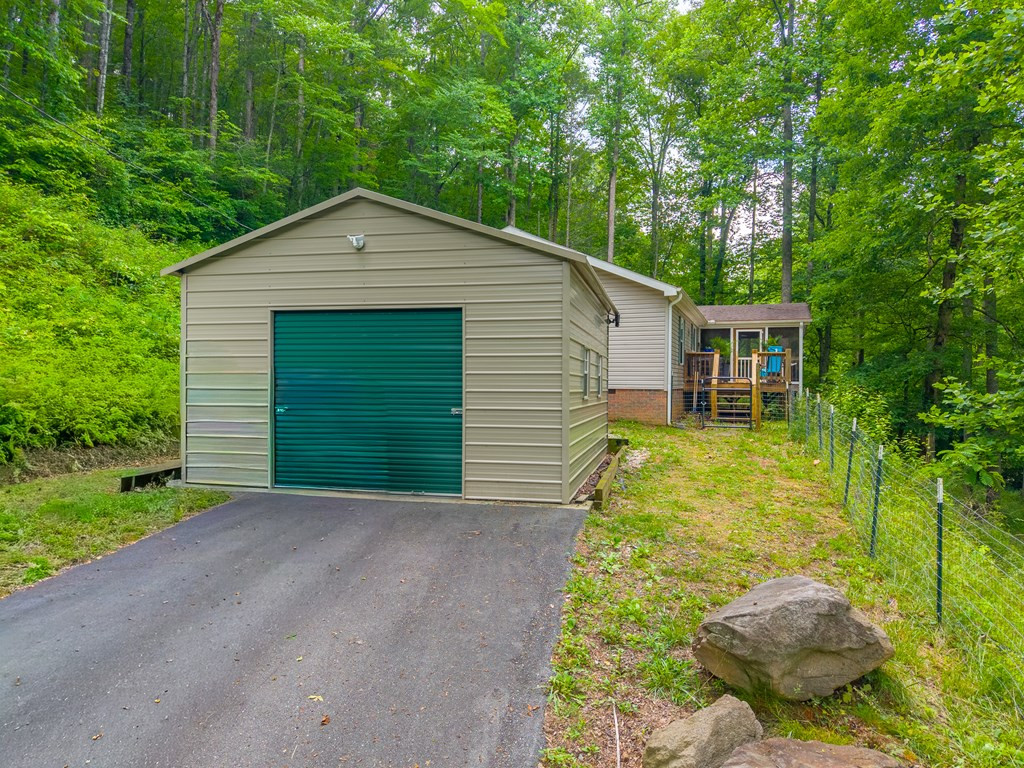 224 Cochrans Cr Road Robbinsville, NC 28771 - Photo 27 of 42
