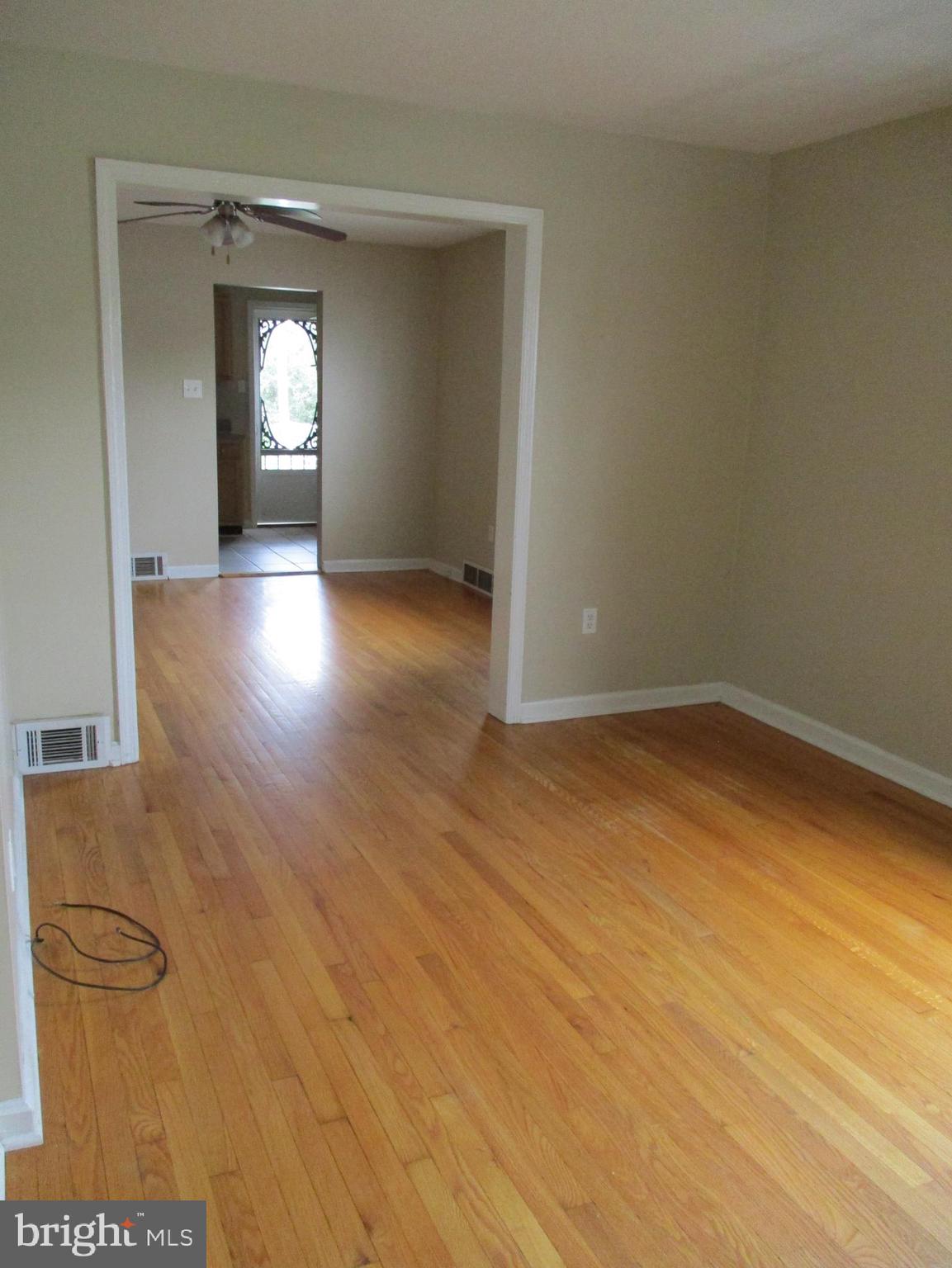 347 Devonshire Road Hagerstown, MD 21740 - Photo 2 of 37
