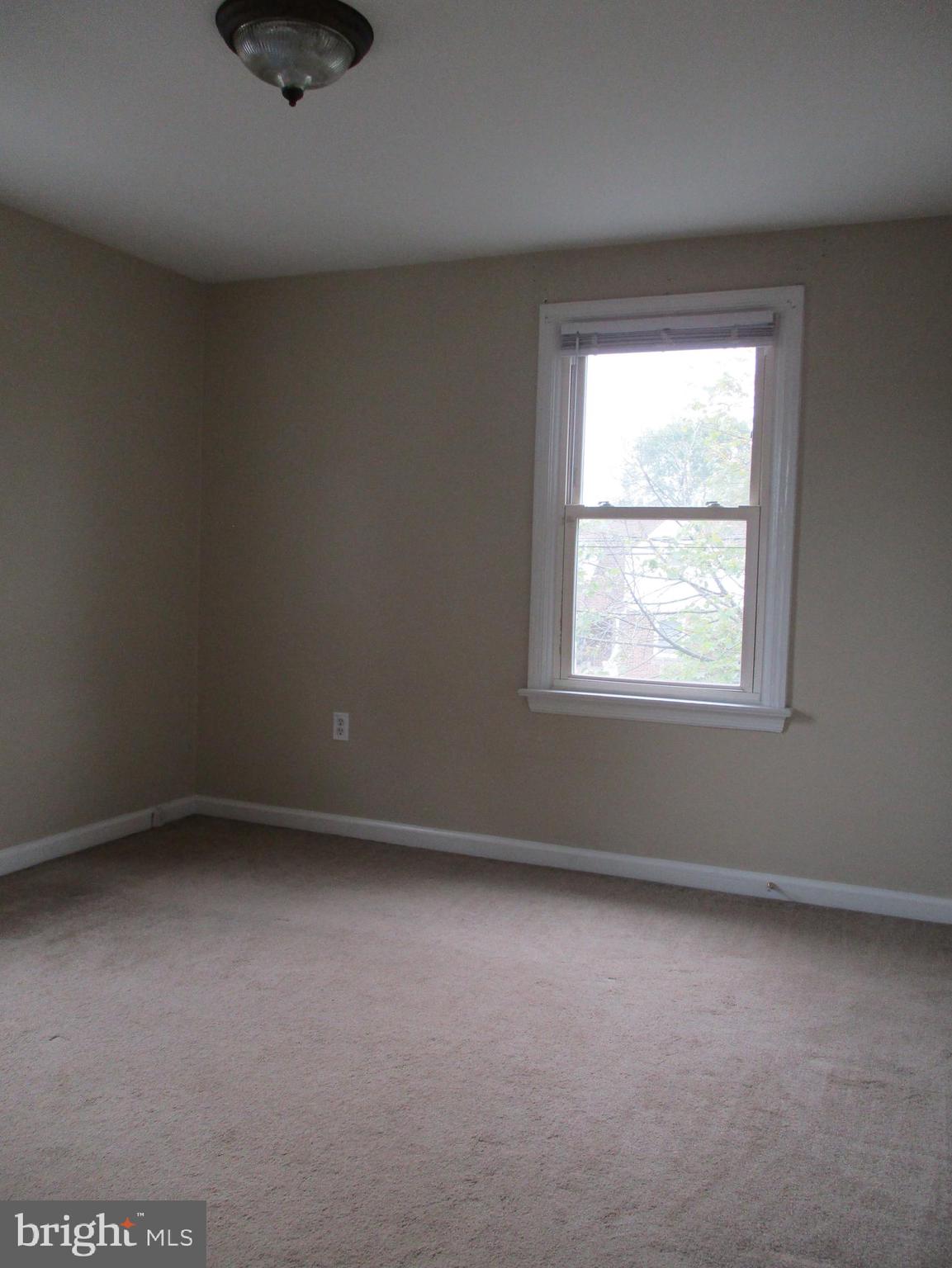 347 Devonshire Road Hagerstown, MD 21740 - Photo 13 of 37