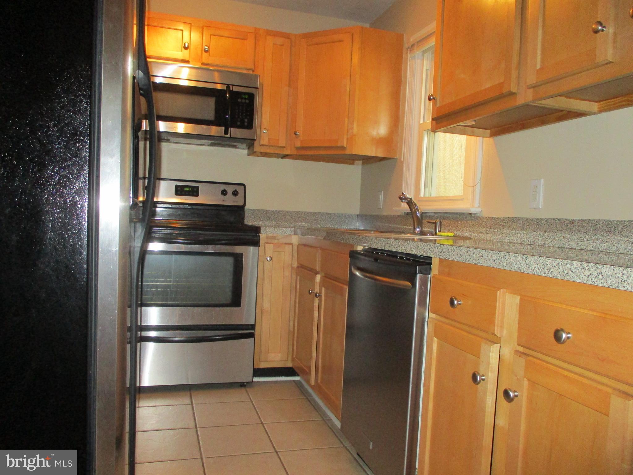 347 Devonshire Road Hagerstown, MD 21740 - Photo 9 of 37