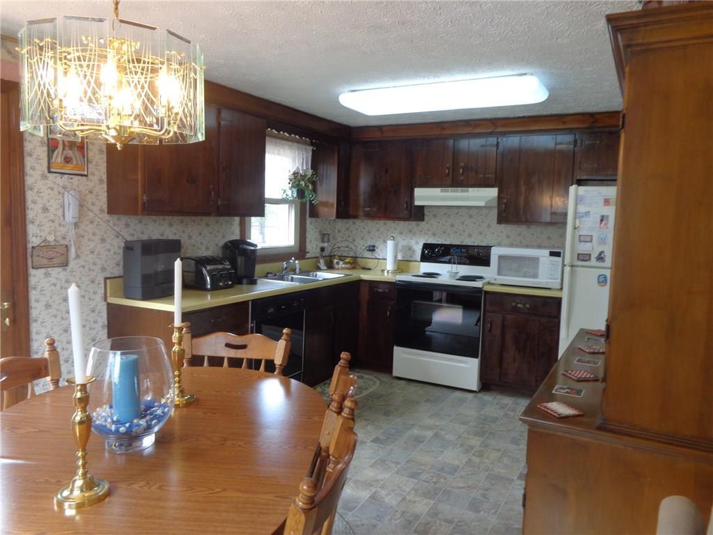 52 Meeting House Road Biddeford, ME 04005 - Photo 3 of 33 Photo