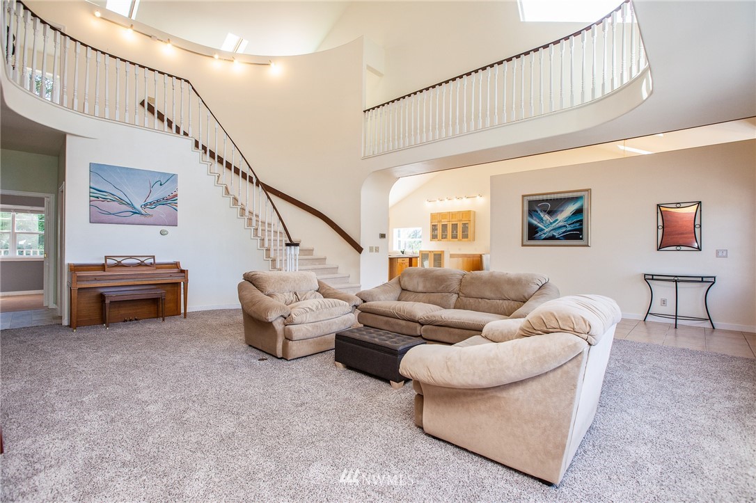 1920 Northeast Paulson Road Poulsbo, WA 98370 - Photo 3 of 39 Gallery Image 3