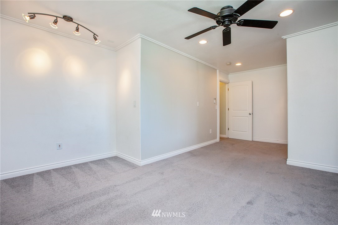 1920 Northeast Paulson Road Poulsbo, WA 98370 - Photo 21 of 39 Gallery Image 21