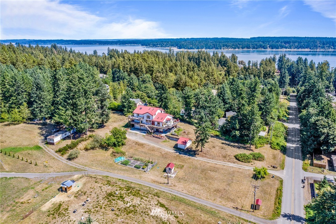 1920 Northeast Paulson Road Poulsbo, WA 98370 - Photo 37 of 39 Gallery Image 37