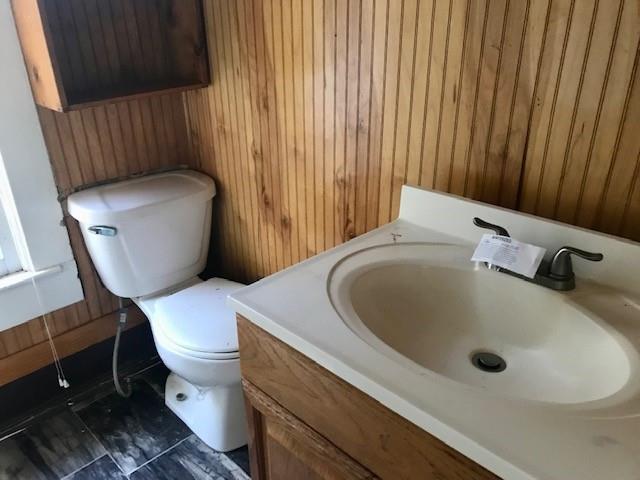 6962 Redbud Lane Ida, LA 71044 - Photo 16 of 40 a bathroom with a toilet and a sink
