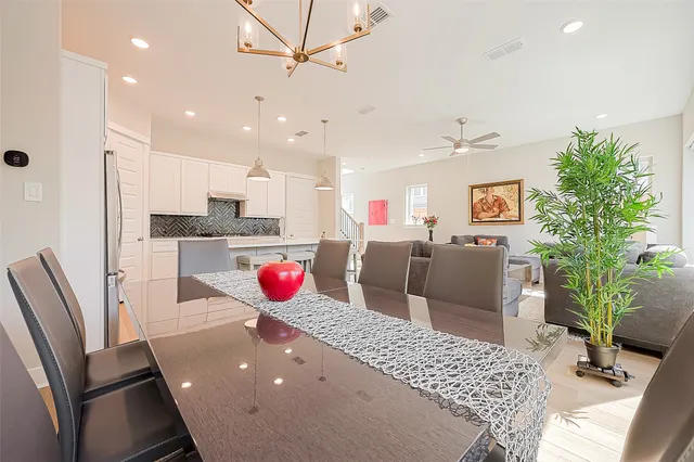 $3,300 | 10915 Brambling Wood Drive, Houston, TX 77043