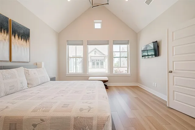 $3,300 | 10915 Brambling Wood Drive, Houston, TX 77043