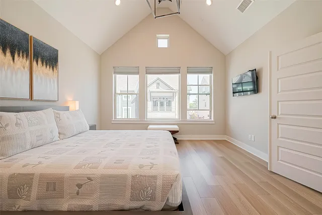 $3,300 | 10915 Brambling Wood Drive, Houston, TX 77043