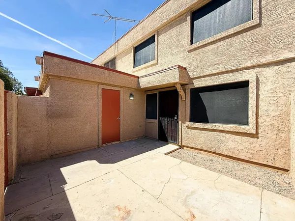 $1,195 | 4029 West Mesquite Lane, Phoenix, AZ 85019