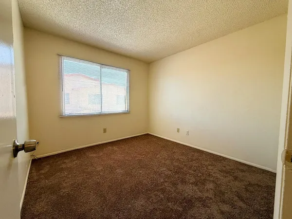 $1,195 | 4029 West Mesquite Lane, Phoenix, AZ 85019