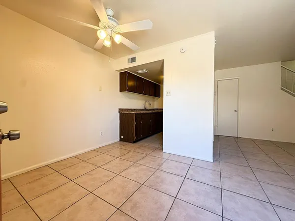 $1,195 | 4029 West Mesquite Lane, Phoenix, AZ 85019