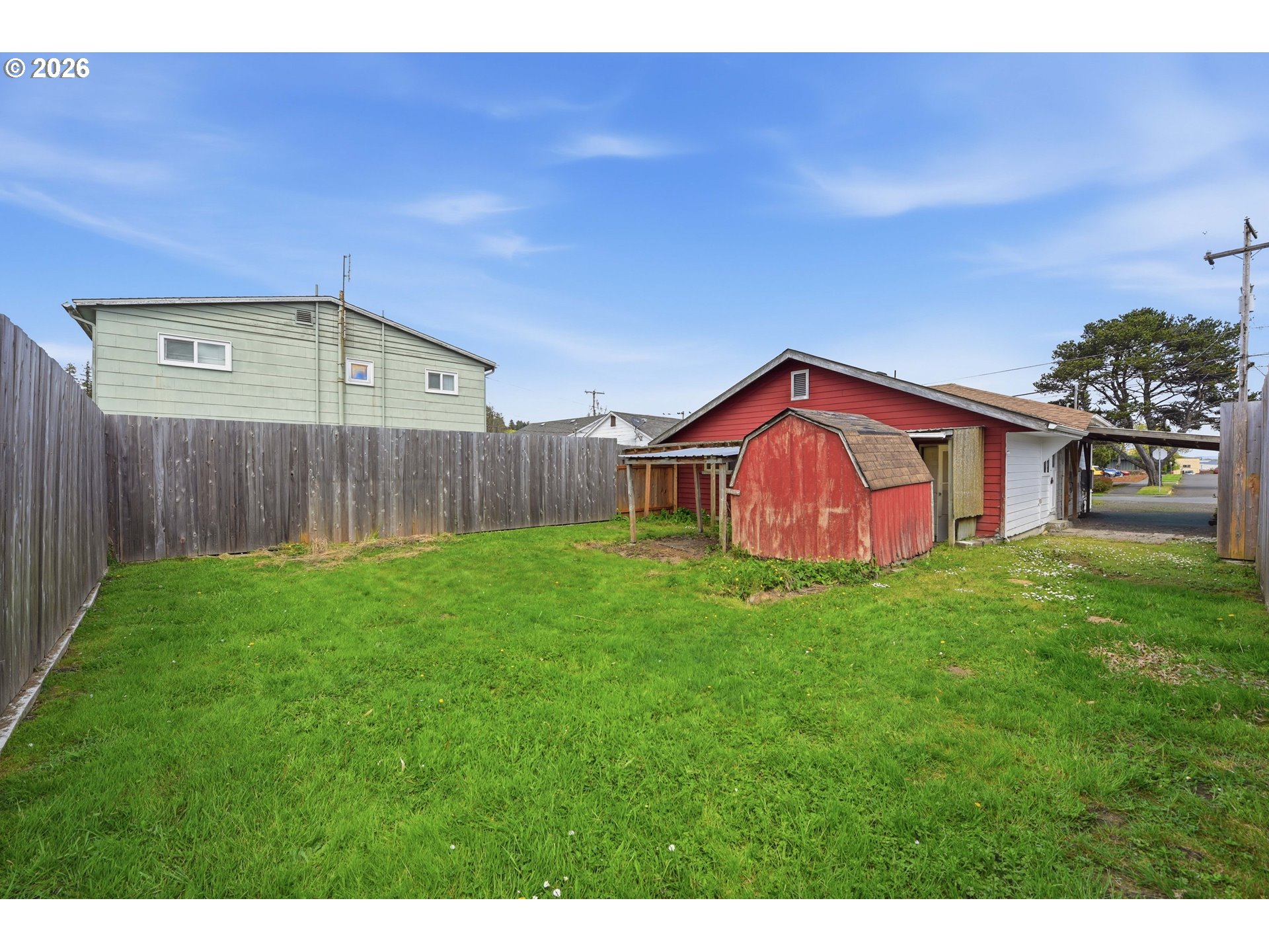 237 South 7th Street Coos Bay, OR 97420 - Photo 37 of 42