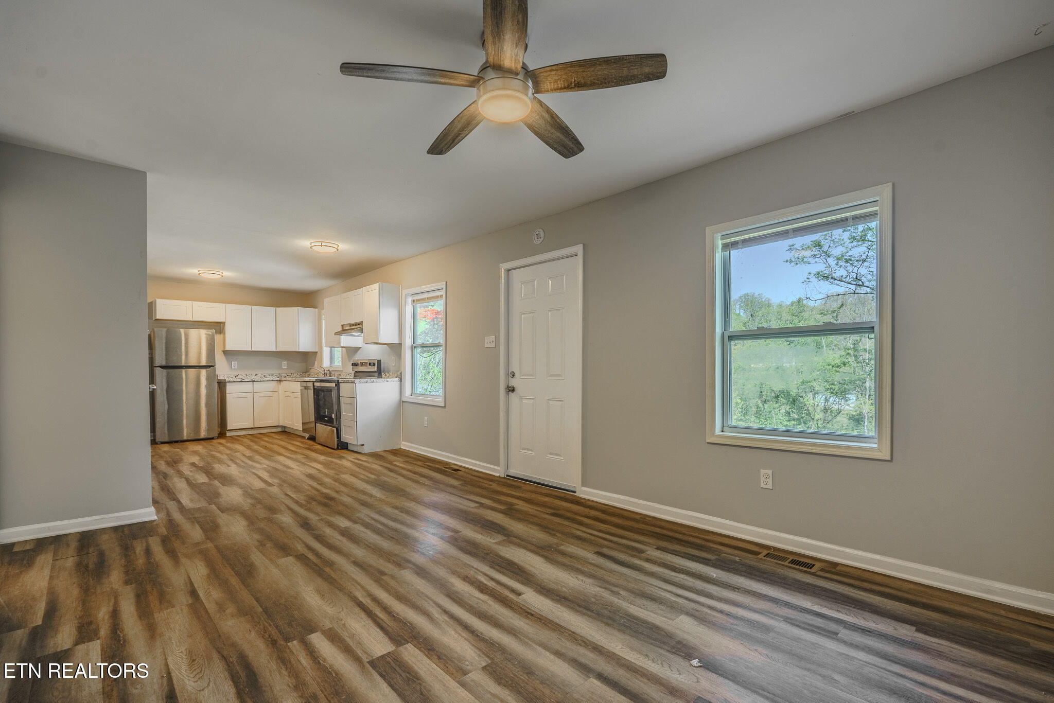 2328 Southside Road Knoxville, TN 37920 - Photo 13 of 26 9-web-or-mls-_DSC8765-HDR