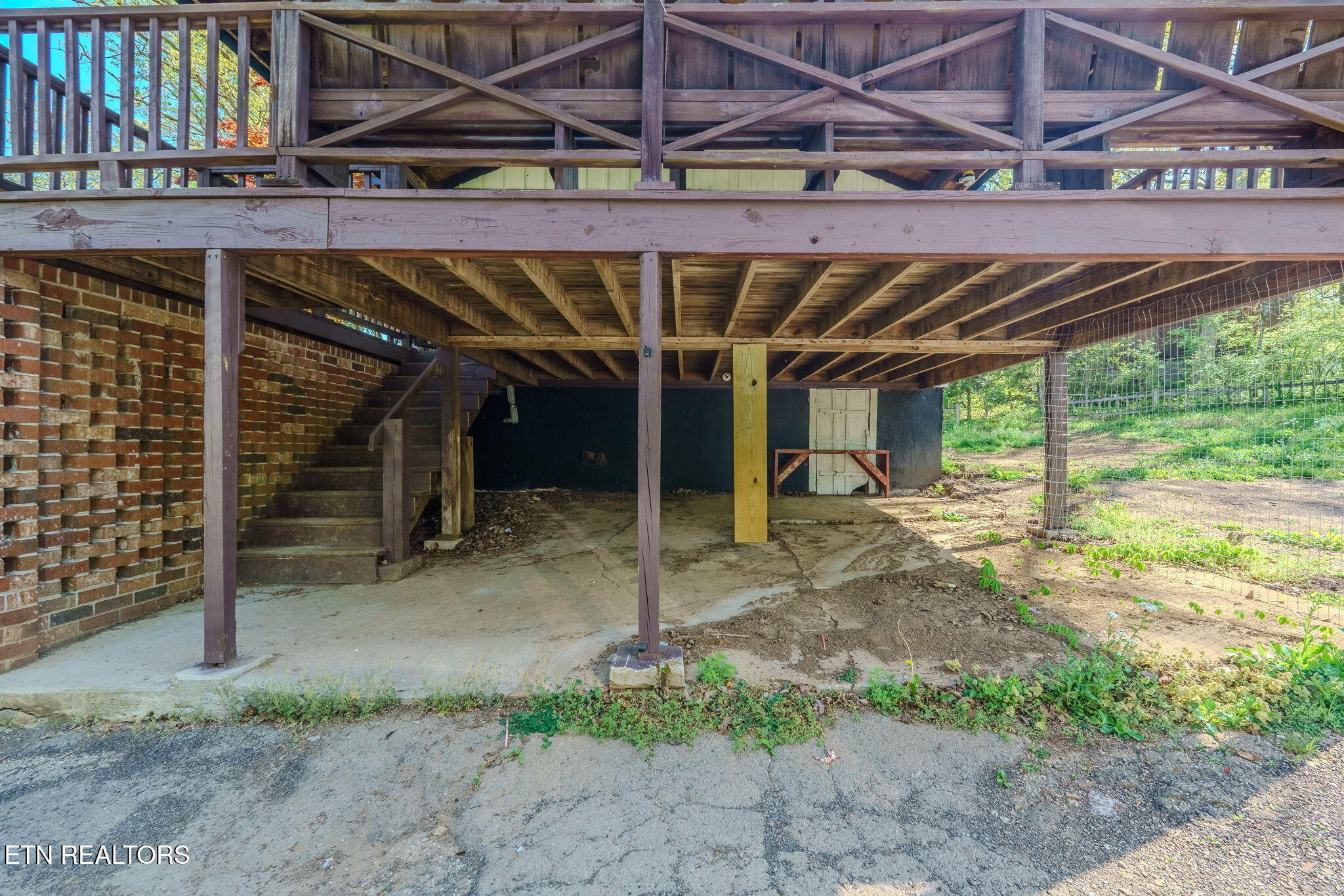 2328 Southside Road Knoxville, TN 37920 - Photo 23 of 26 21-web-or-mls-_DSC8895-HDR