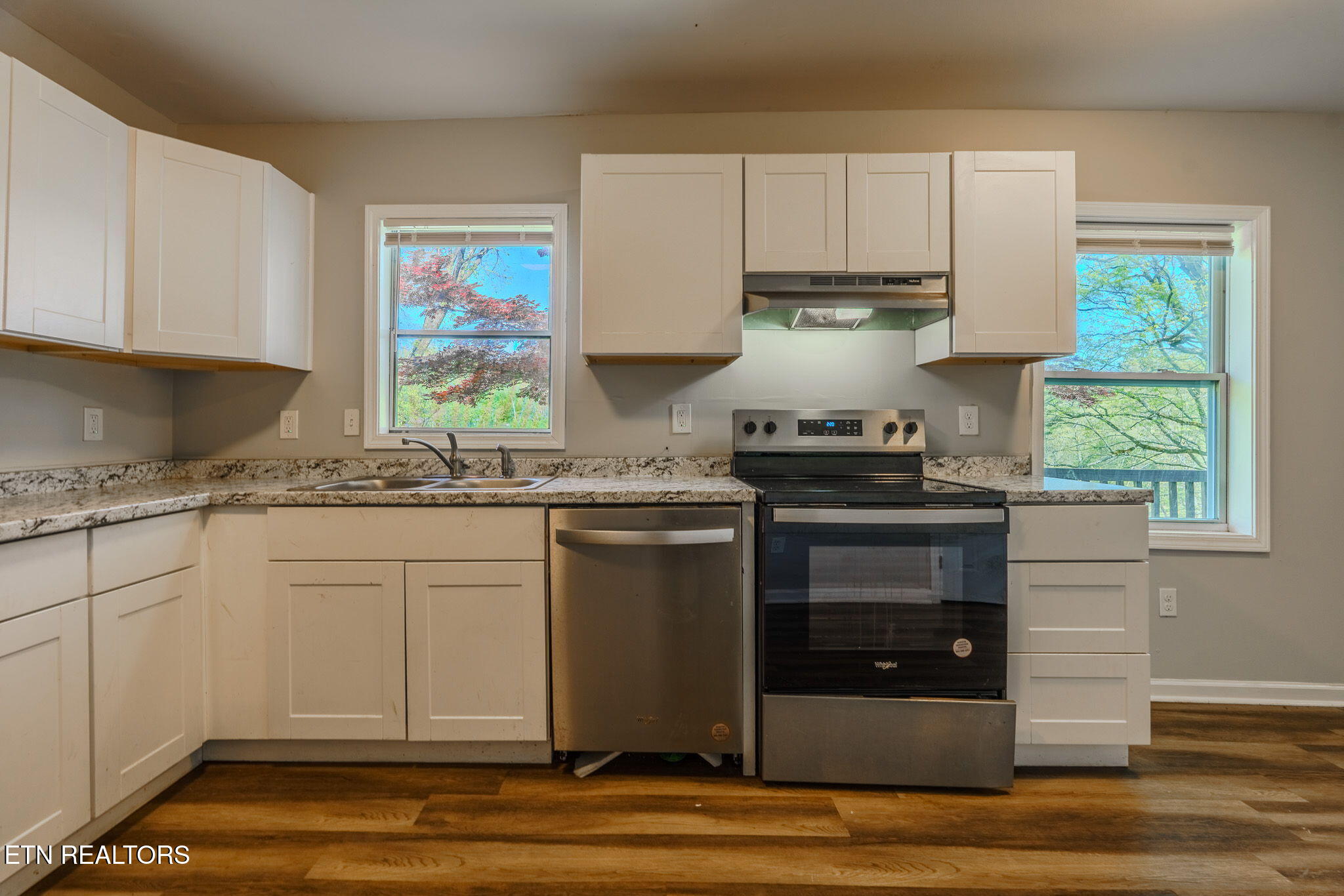 2328 Southside Road Knoxville, TN 37920 - Photo 8 of 26 4-web-or-mls-_DSC8700-HDR