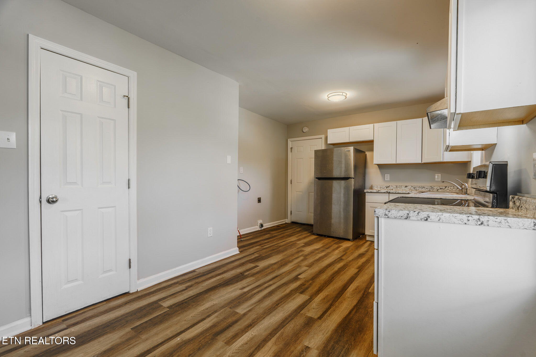 2328 Southside Road Knoxville, TN 37920 - Photo 10 of 26 6-web-or-mls-_DSC8730-HDR