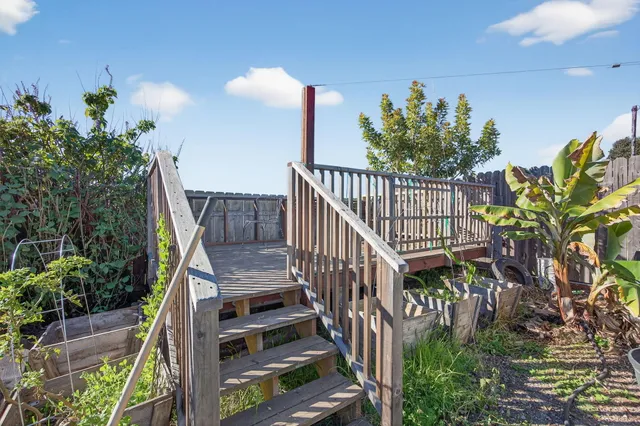 $1,585,000 | 4213 Carpinteria Avenue, Carpinteria, CA 93013