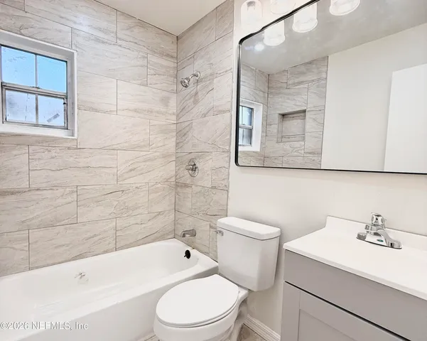 $249,900 | 821 Northeast 22nd Terrace, Gainesville, FL 32641