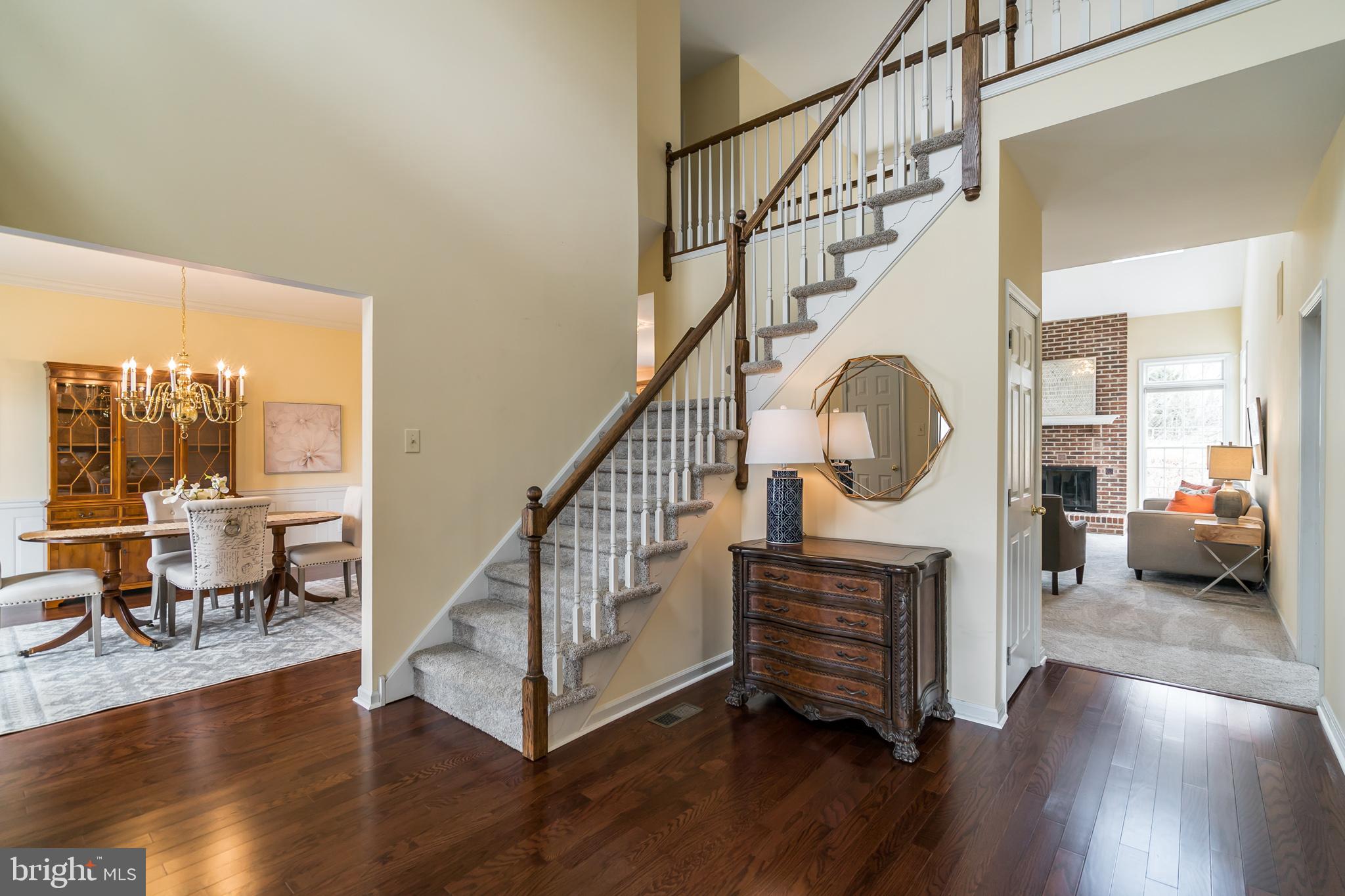 3545 Lakeview Circle Doylestown, PA 18902 - Photo 9 of 32 Foyer