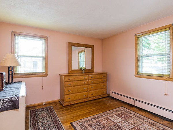 63 Como Road Boston, MA 02136 - Photo 11 of 20 Gallery Image 11
