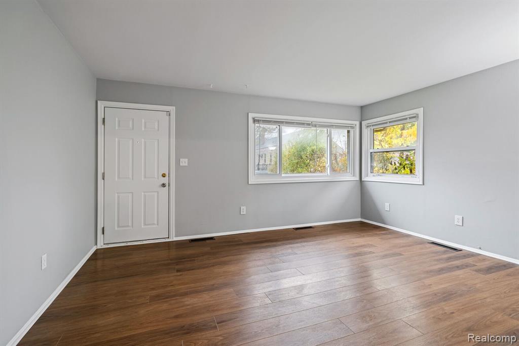 20458 Indiana Street Detroit, MI 48221 - Photo 3 of 18 Gallery Image 3
