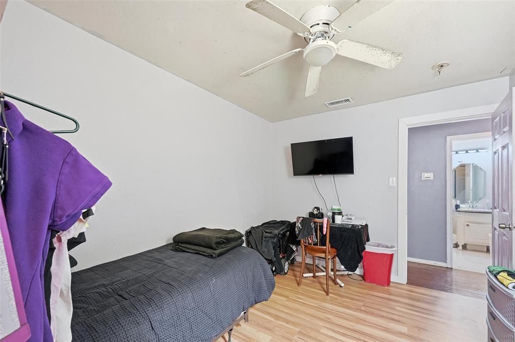 2010 Gross Road Dallas, TX 75228 - Photo 25 of 39