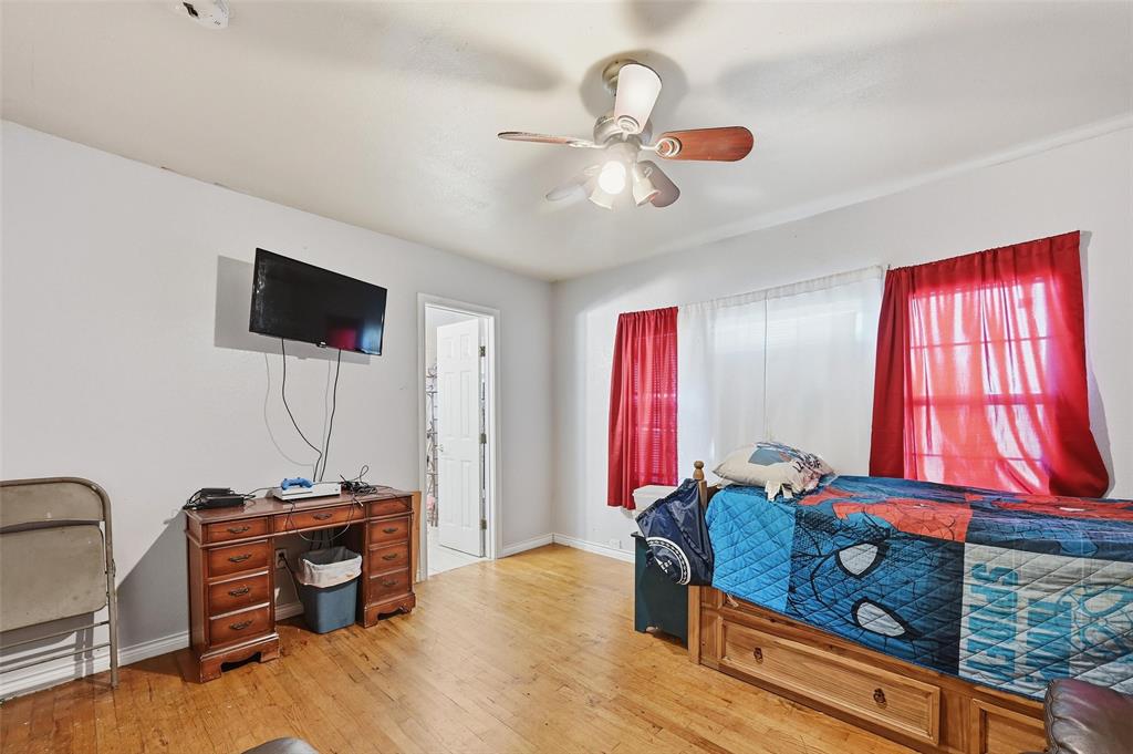 2010 Gross Road Dallas, TX 75228 - Photo 30 of 39