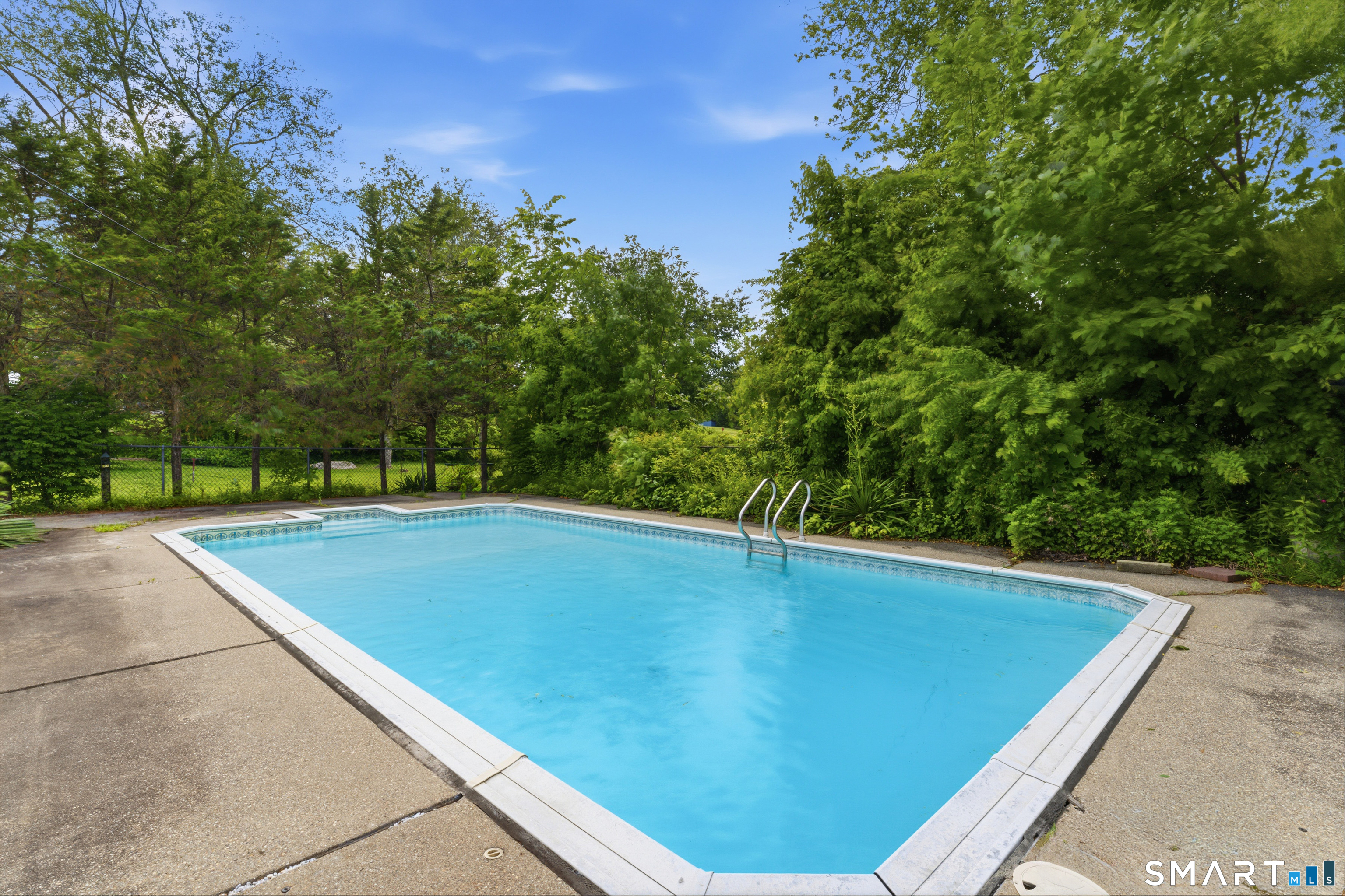 47 Tower Road Brookfield, CT 06804 - Photo 8 of 39