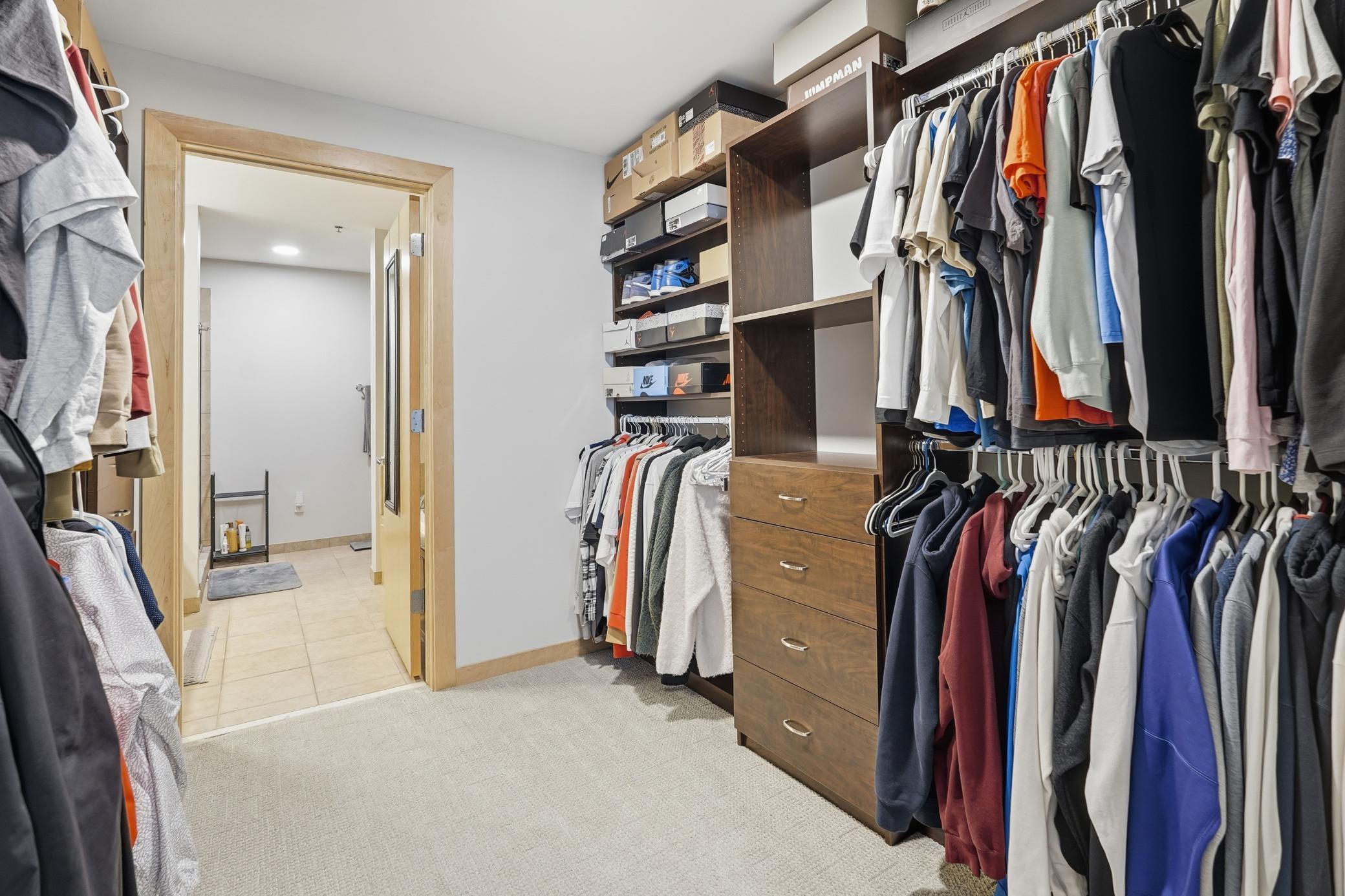 215 10th Avenue South, Unit 333 Minneapolis, MN 55415 - Photo 17 of 62