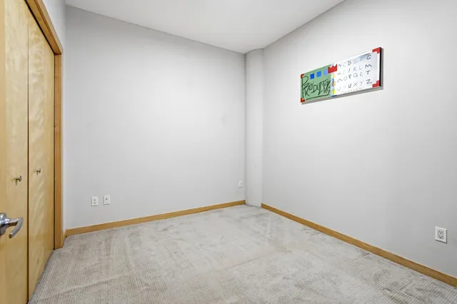 $2,700 | 215 10th Avenue South, Unit 333, Minneapolis, MN 55415