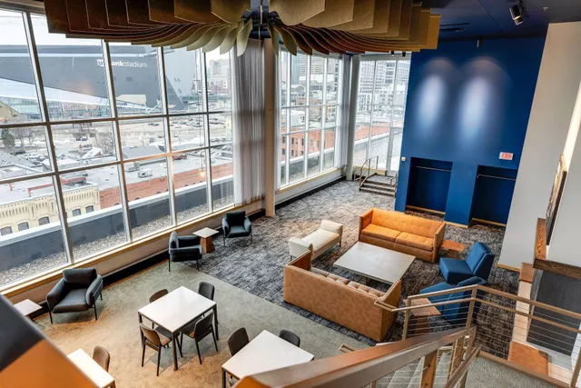 $2,700 | 215 10th Avenue South, Unit 333, Minneapolis, MN 55415