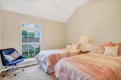 $575,000 | 18609 Venture Drive, Point Venture, TX 78645