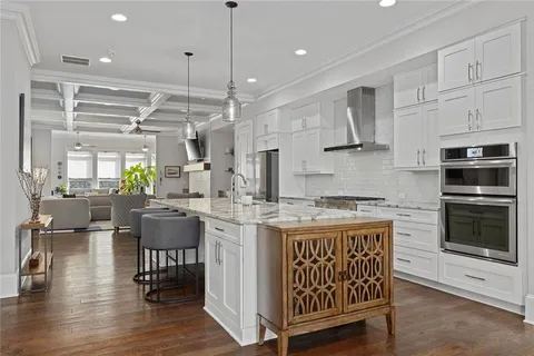 $925,000 | 2000 Arrington Lane, Brookhaven, GA 30319