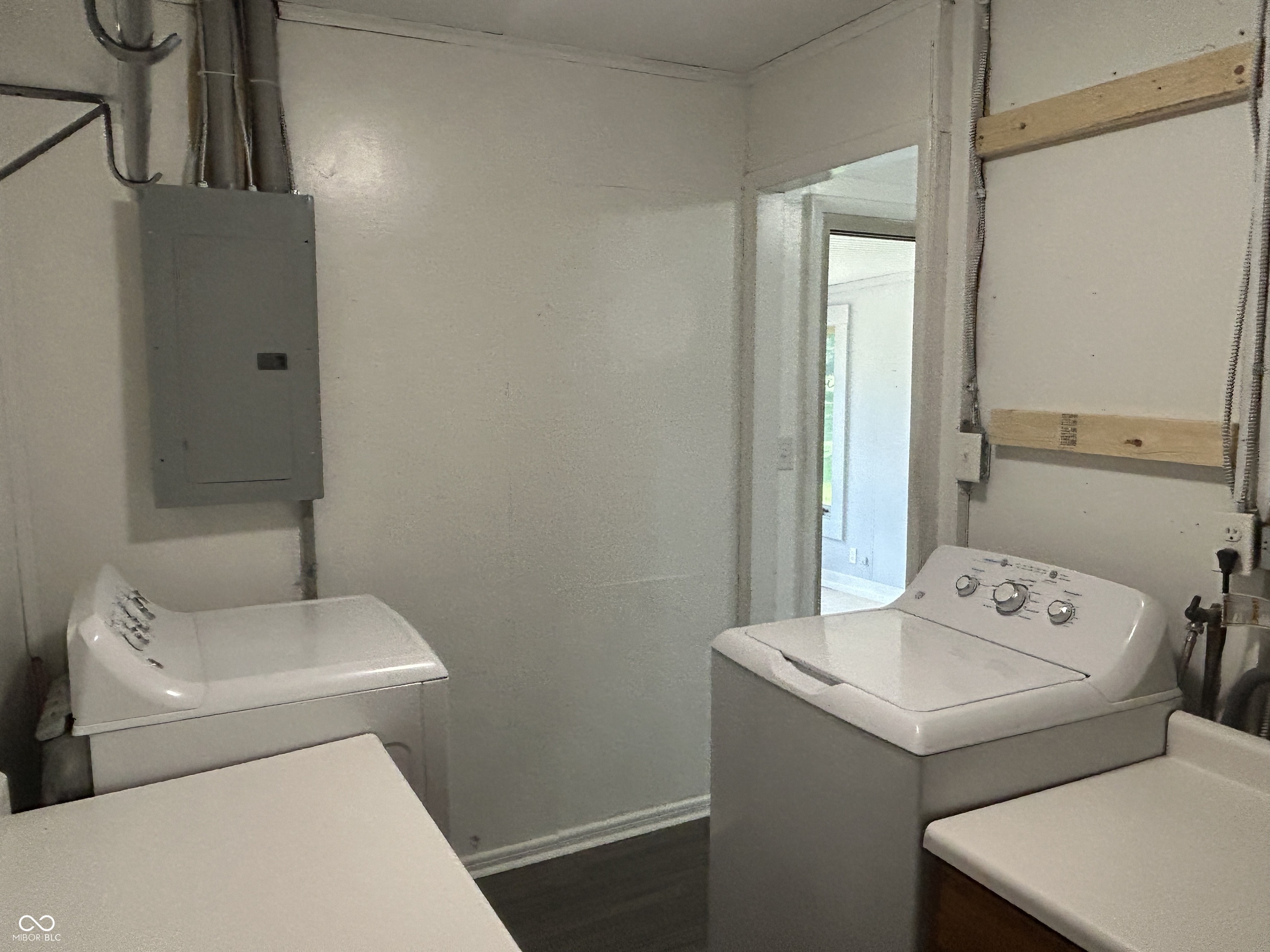 515 South Broadway Street Pendleton, IN 46064 - Photo 24 of 37