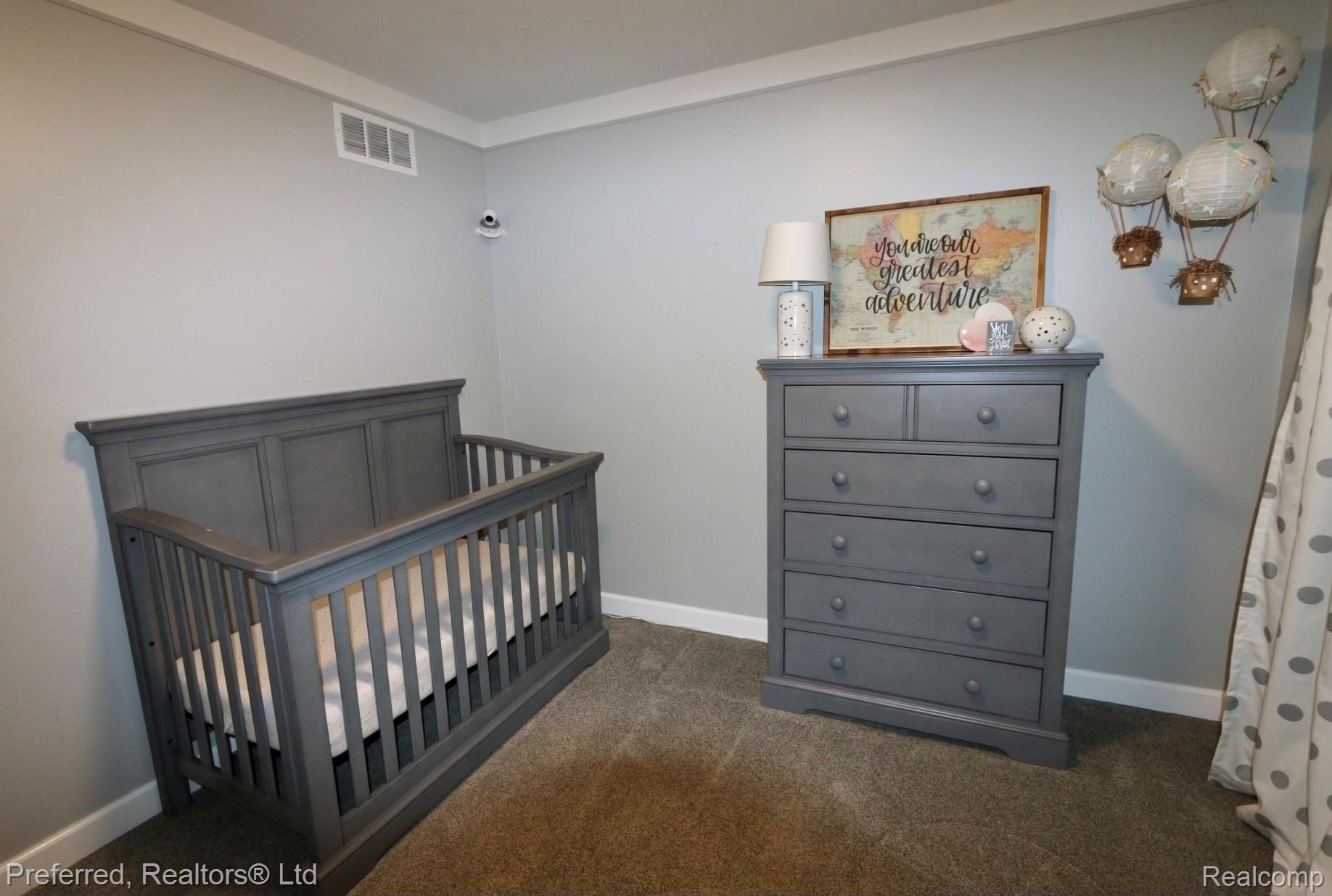 3193 Ravinewood Drive Commerce Township, MI 48382 - Photo 18 of 31 50DA1889-0031-4D8D-BB02-72A37E55C01D.jpeg