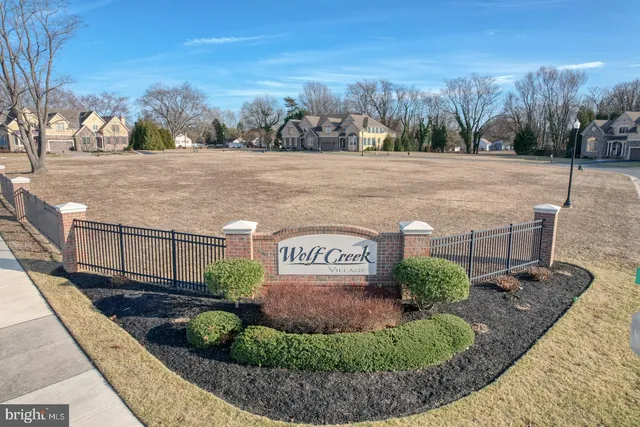 $575,000 | 12 Wolf Creek Circle, Dover, DE 19901