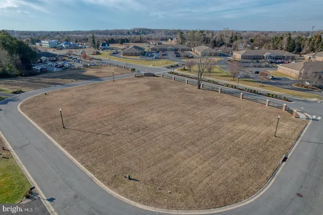 $575,000 | 12 Wolf Creek Circle, Dover, DE 19901